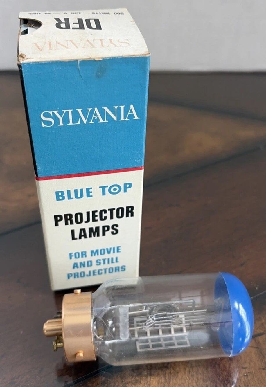 New old stock Sylvania DFR Projection Lamp 115-120 V 500 Watts blue top